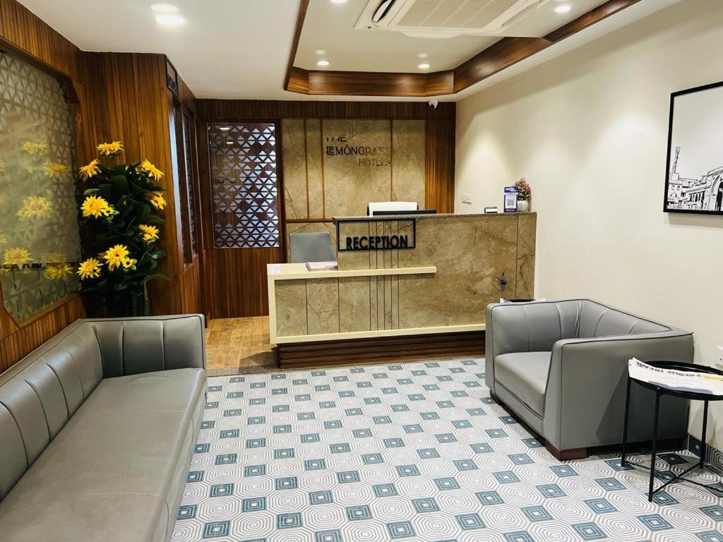 The Lemon Grass Hotel Gandhinagar Zewnętrze zdjęcie